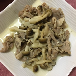 しめじと豚肉のスタミナ炒め☆